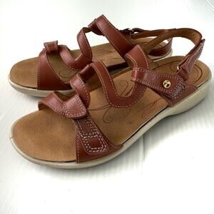 Revere Emerald Cognac leather  sandals women’s size 7